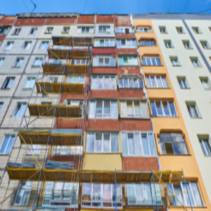 Umfassende Gebäudesanierung; Foto: Tyurin Danyil Olehovich