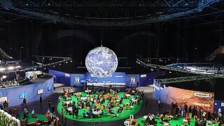 Globe installation at COP26
