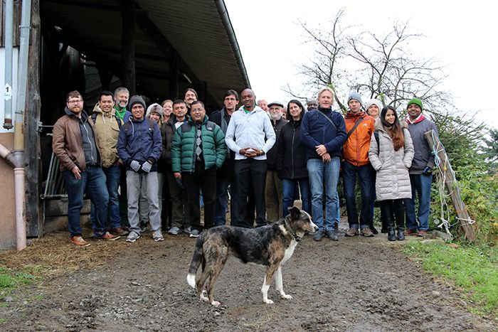 Finalisten des Solution Search Wettbewerbs besuchen eine Öko-Farm, zum bereichsübergreifenden Dialog zu best practices und um voneinander zu lernen; Foto: ©Rare